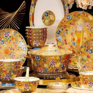 Top Luxury Royal Gold Enamel Aristocratic Suit